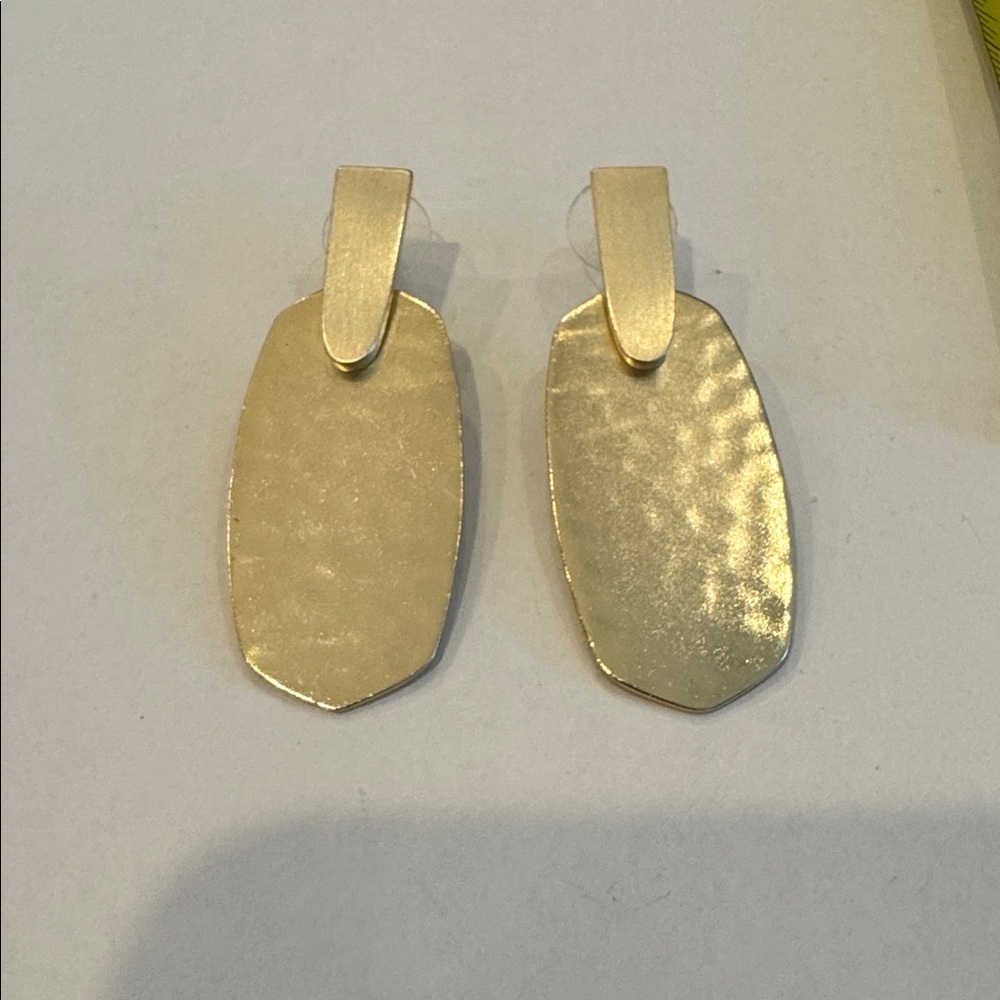 Kendra Scott Aragon Earrings Gold-Tone - Picture 2 of 6